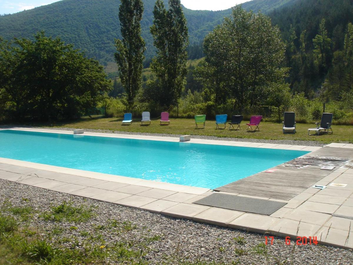 Le Moulin Bed & Breakfast Pradelle Exterior photo