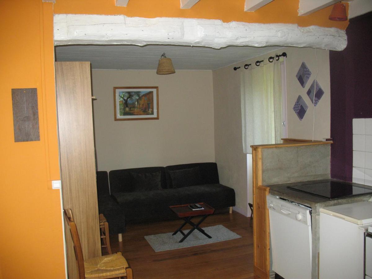 Le Moulin Bed & Breakfast Pradelle Exterior photo