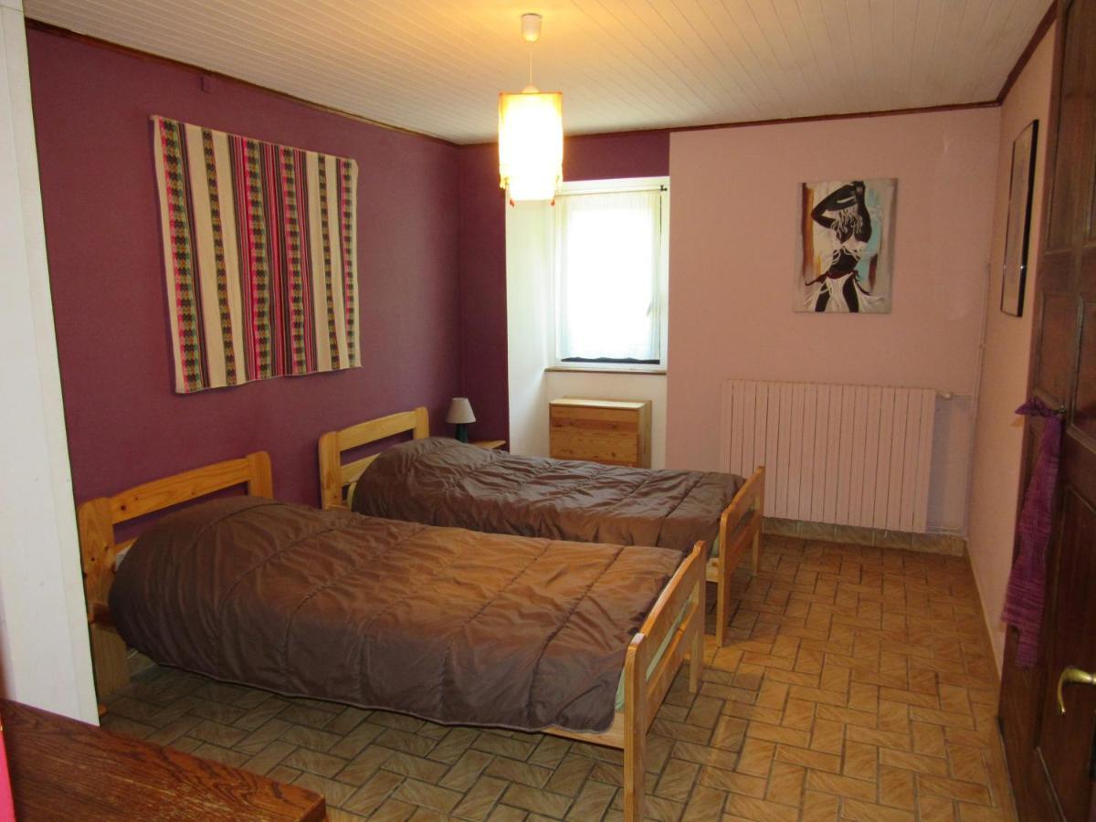 Le Moulin Bed & Breakfast Pradelle Exterior photo