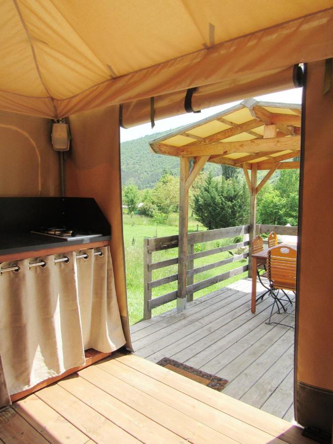 Le Moulin Bed & Breakfast Pradelle Exterior photo