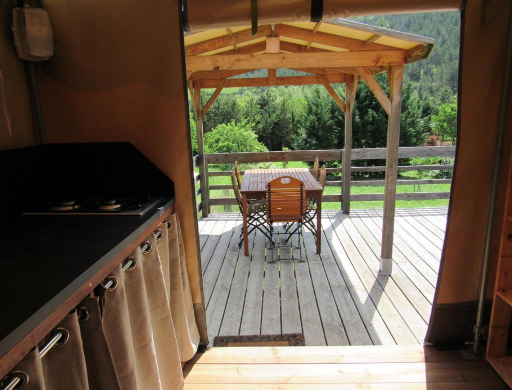 Le Moulin Bed & Breakfast Pradelle Exterior photo