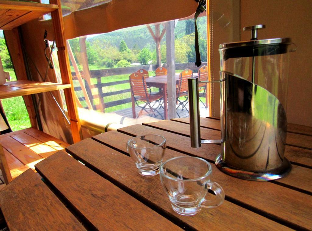 Le Moulin Bed & Breakfast Pradelle Exterior photo